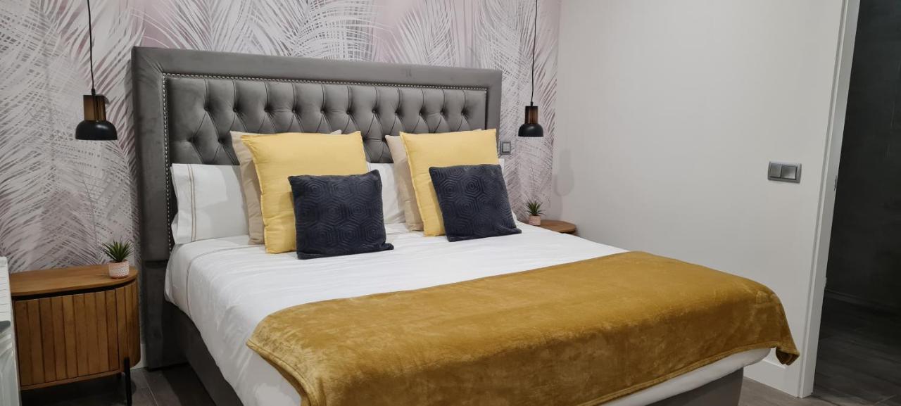 Apartamentos Cava Baja Madrid Eksteriør bilde