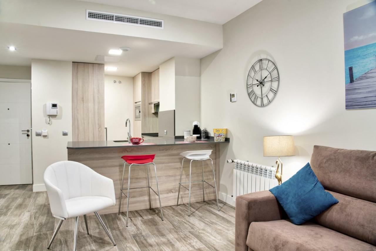 Apartamentos Cava Baja Madrid Eksteriør bilde