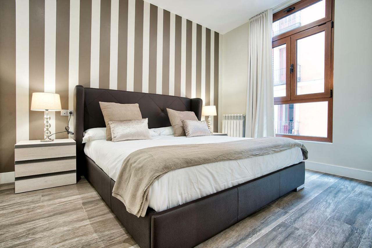 Apartamentos Cava Baja Madrid Eksteriør bilde