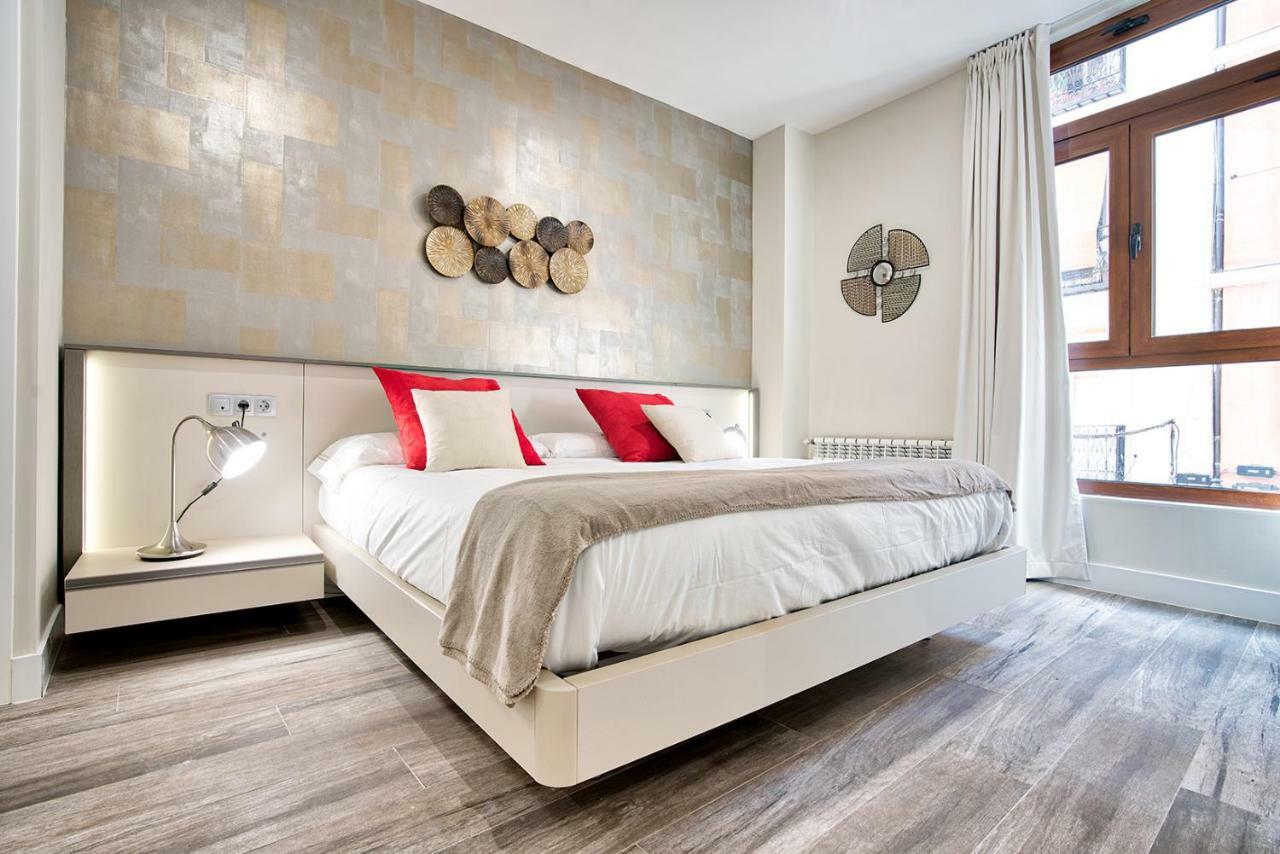 Apartamentos Cava Baja Madrid Eksteriør bilde