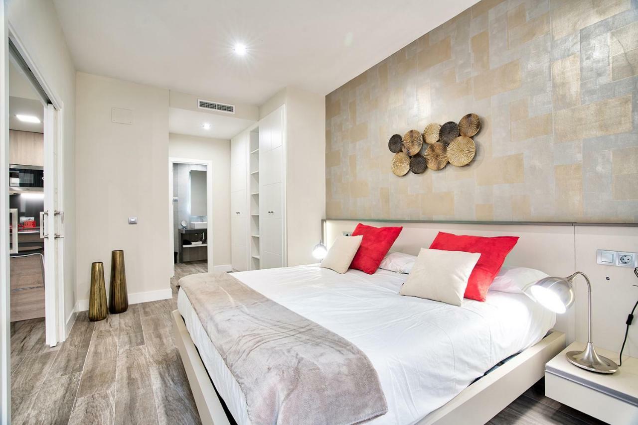Apartamentos Cava Baja Madrid Eksteriør bilde