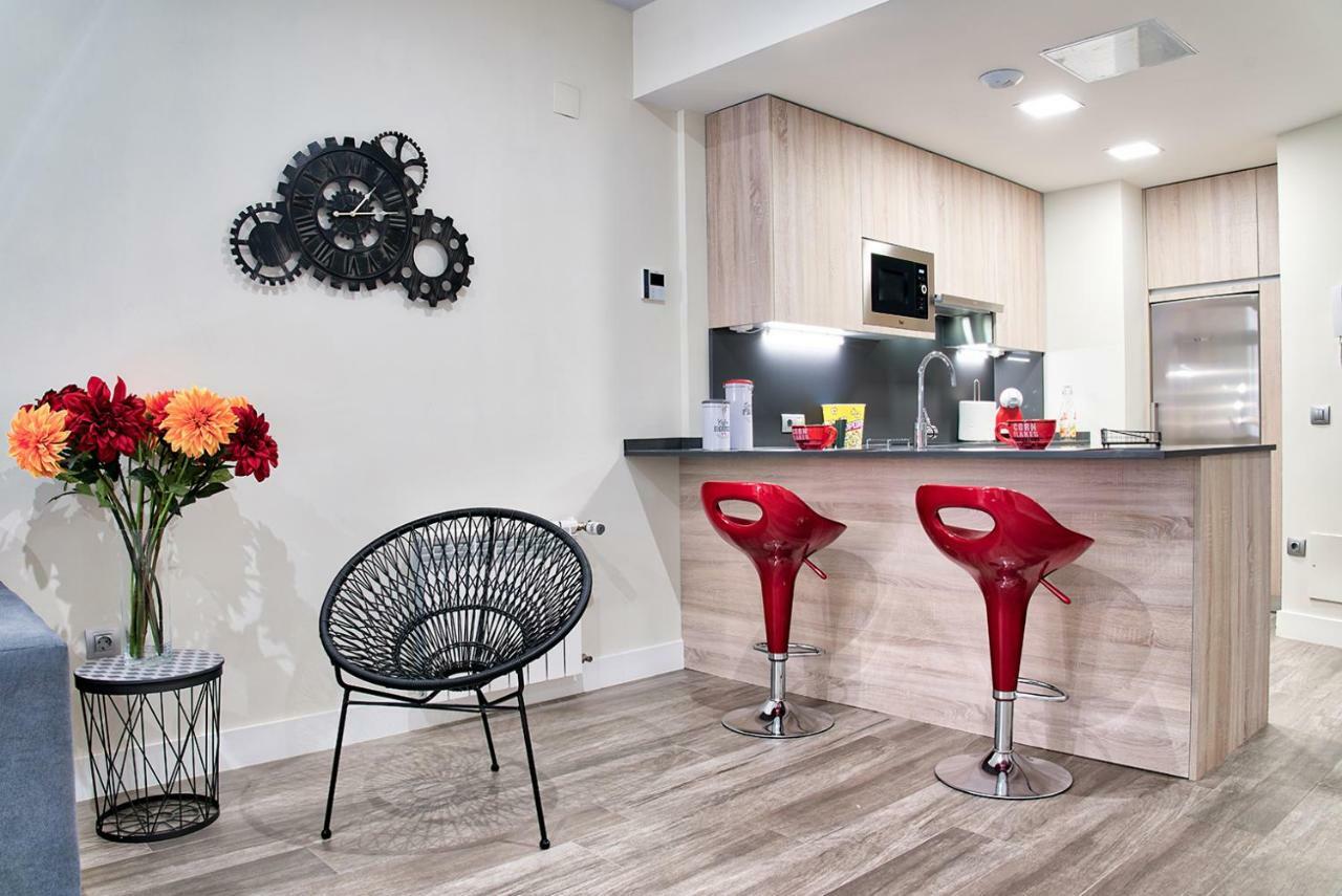 Apartamentos Cava Baja Madrid Eksteriør bilde