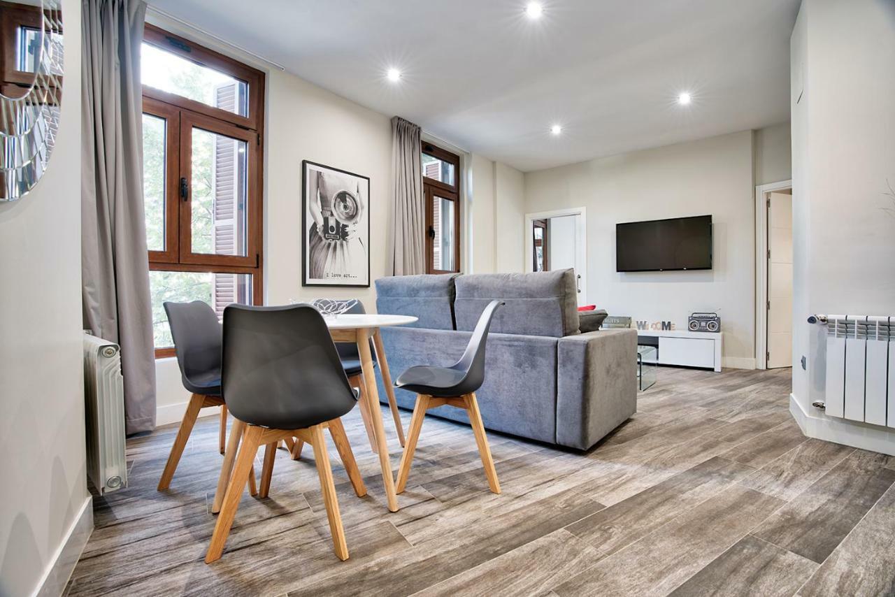 Apartamentos Cava Baja Madrid Eksteriør bilde